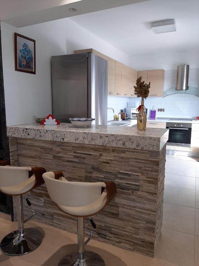 2 Bedroom Apartment-mediterranean Type דירה *